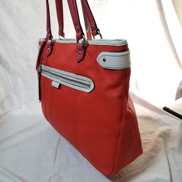 Coach Smooth Leather color block Tote - Picture 9 of 11